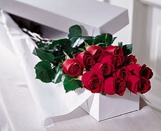 Ankara Aya� �i�ek�i d�kan� en �ok sat�lan �r�n�m�z kutuda 11 adet k�rm�z� g�l